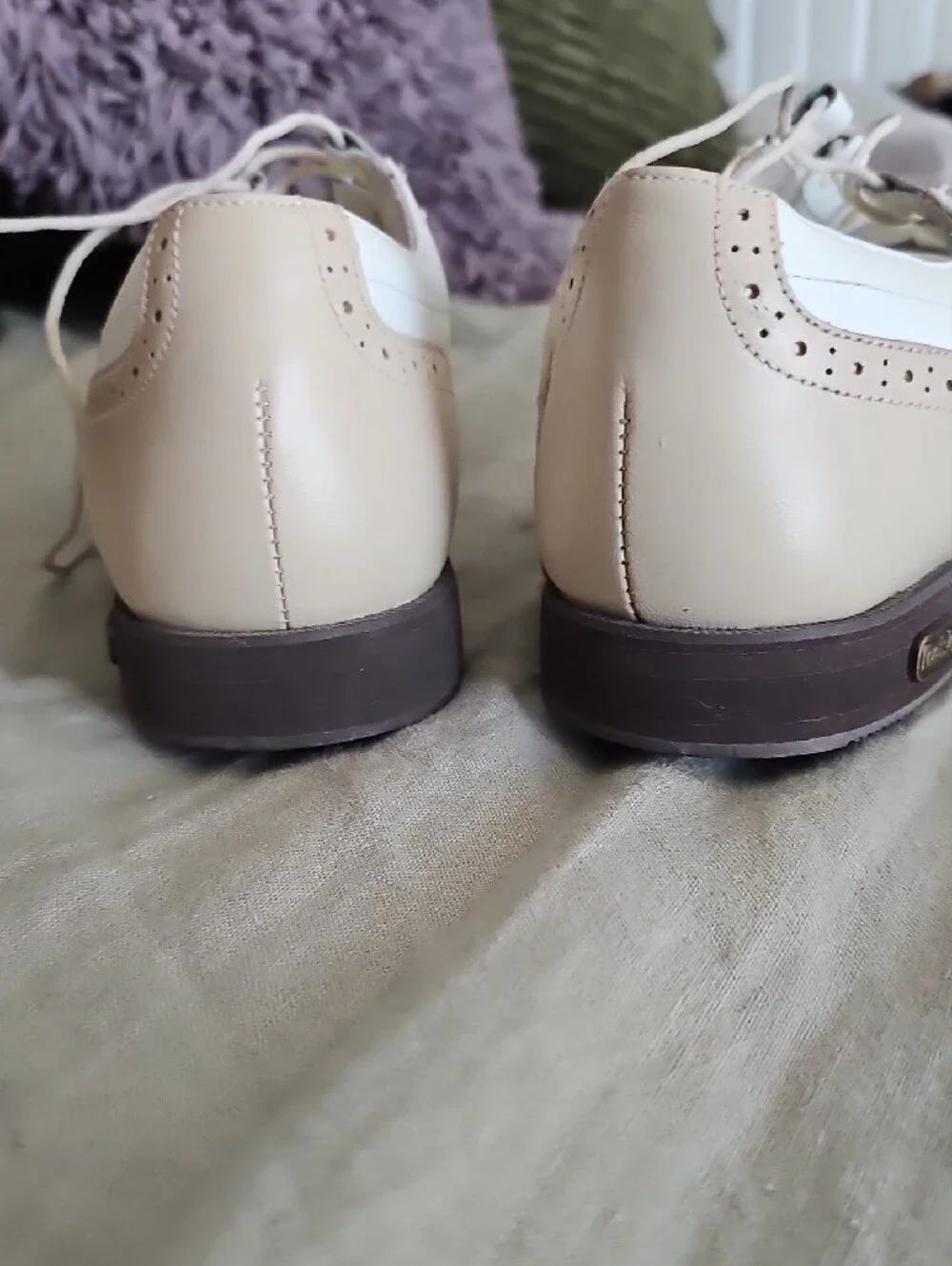 FootJoy Women's White and Beige Golf Oxfords